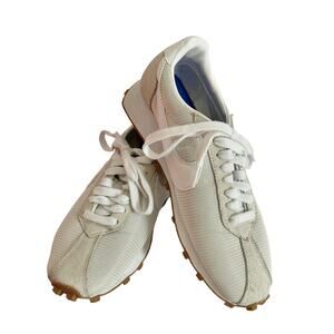 Nike LD-1000 Women's Size 8.5 White Gum Athletic Running Shoes from Aritzia